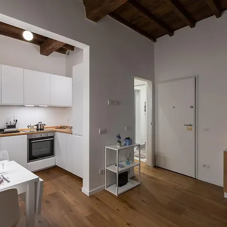 Alighieri's Suite-hosted By Sweetstay Apartment Florence