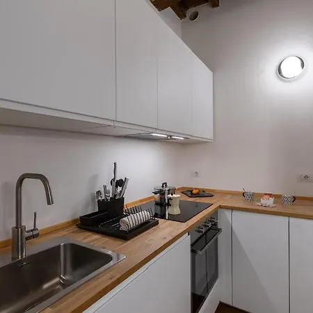 Alighieri's Suite-hosted By Sweetstay Apartment Florence