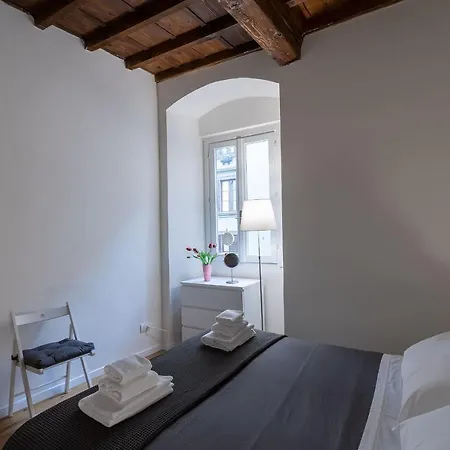Alighieri's Suite-hosted By Sweetstay Apartment *